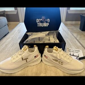 Unique Donald J Trump White Sneakers Men Size 9 Brand New